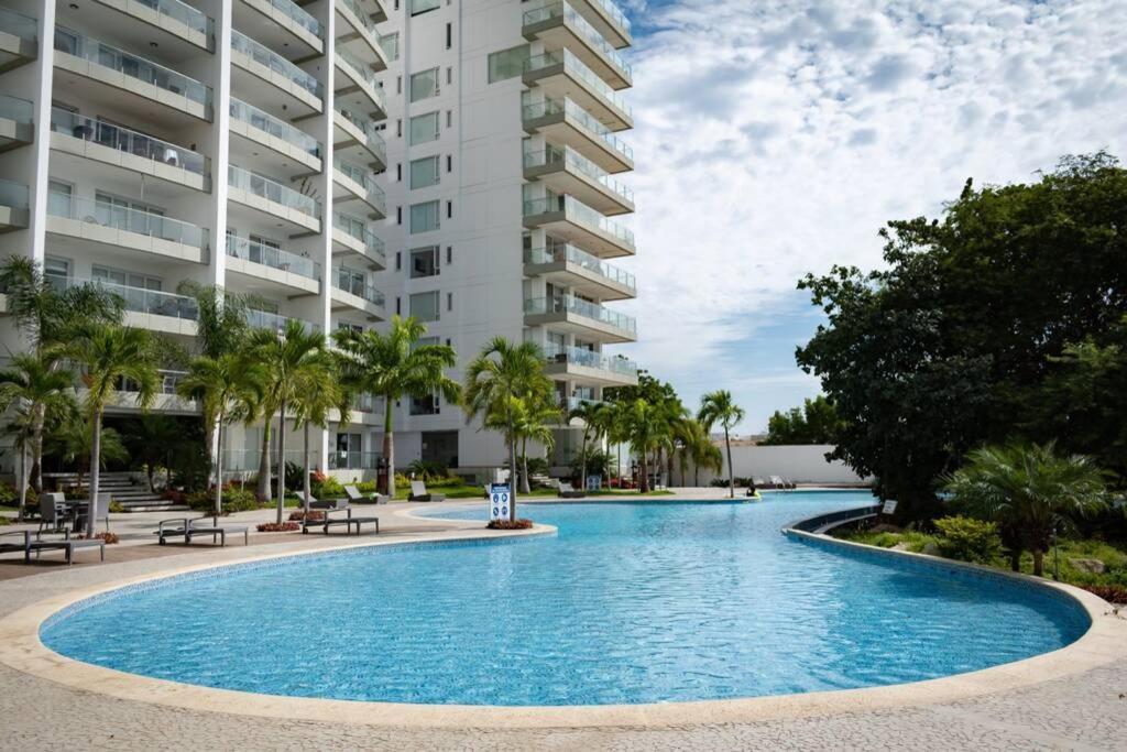 M3 Lujoso Y Comodo Departamento Con Playa 2 Piscinas Cancha De Tenis Jacuzzi Seguridad 24 Horas Manta Bagian luar foto