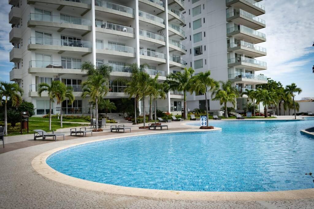 M3 Lujoso Y Comodo Departamento Con Playa 2 Piscinas Cancha De Tenis Jacuzzi Seguridad 24 Horas Manta Bagian luar foto