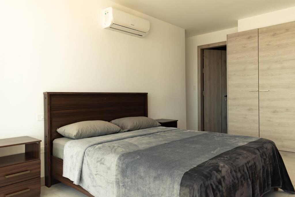 M3 Lujoso Y Comodo Departamento Con Playa 2 Piscinas Cancha De Tenis Jacuzzi Seguridad 24 Horas Manta Bagian luar foto